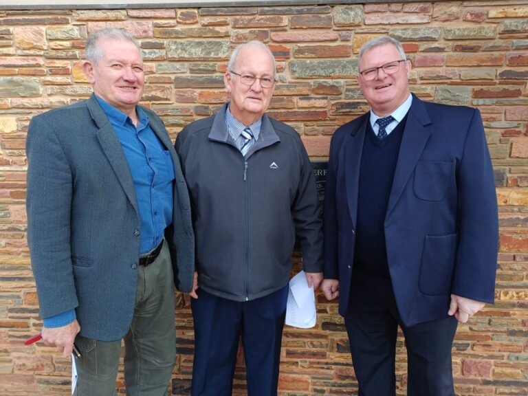 Bevestiging van Ouderling Br Piet Botha